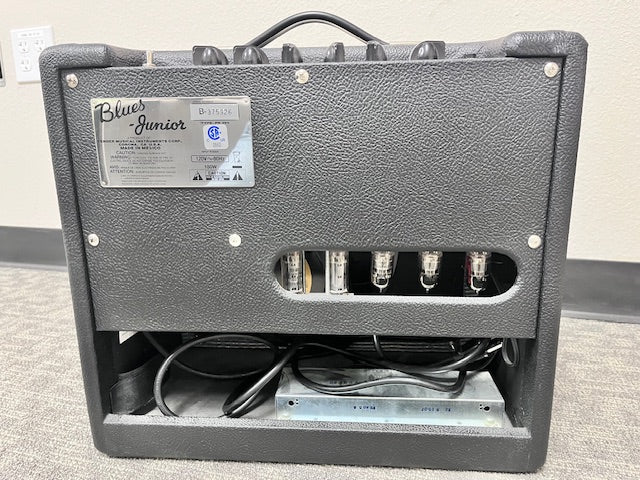 Used Fender Blues Junior