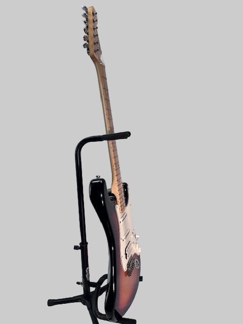 Used Fender Stratocaster MX. 3 Tone Sunburst