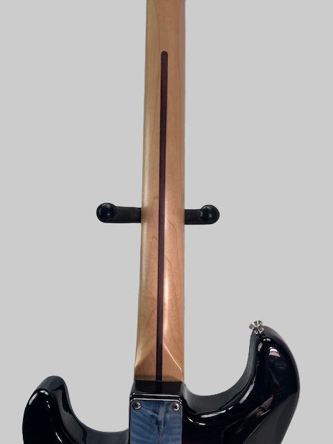 Used Fender Stratocaster MX. 3 Tone Sunburst