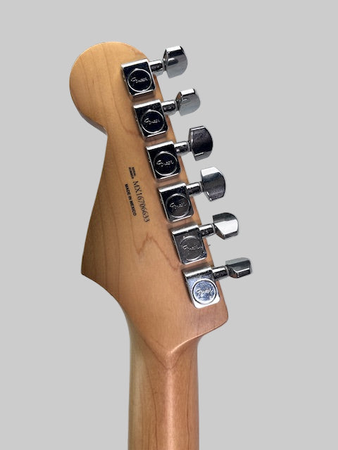 Used Fender Stratocaster MX. 3 Tone Sunburst