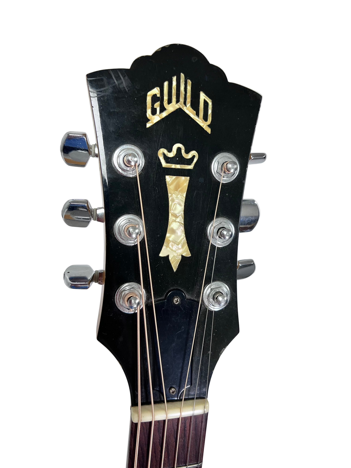 Used Guild G37 B14 Acoustic W/Case