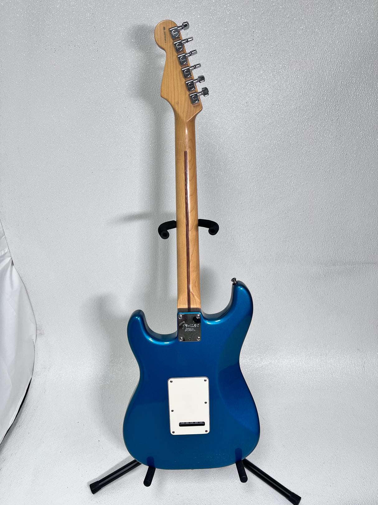 Used Fender 2000 Standard Stratocaster USA LPB