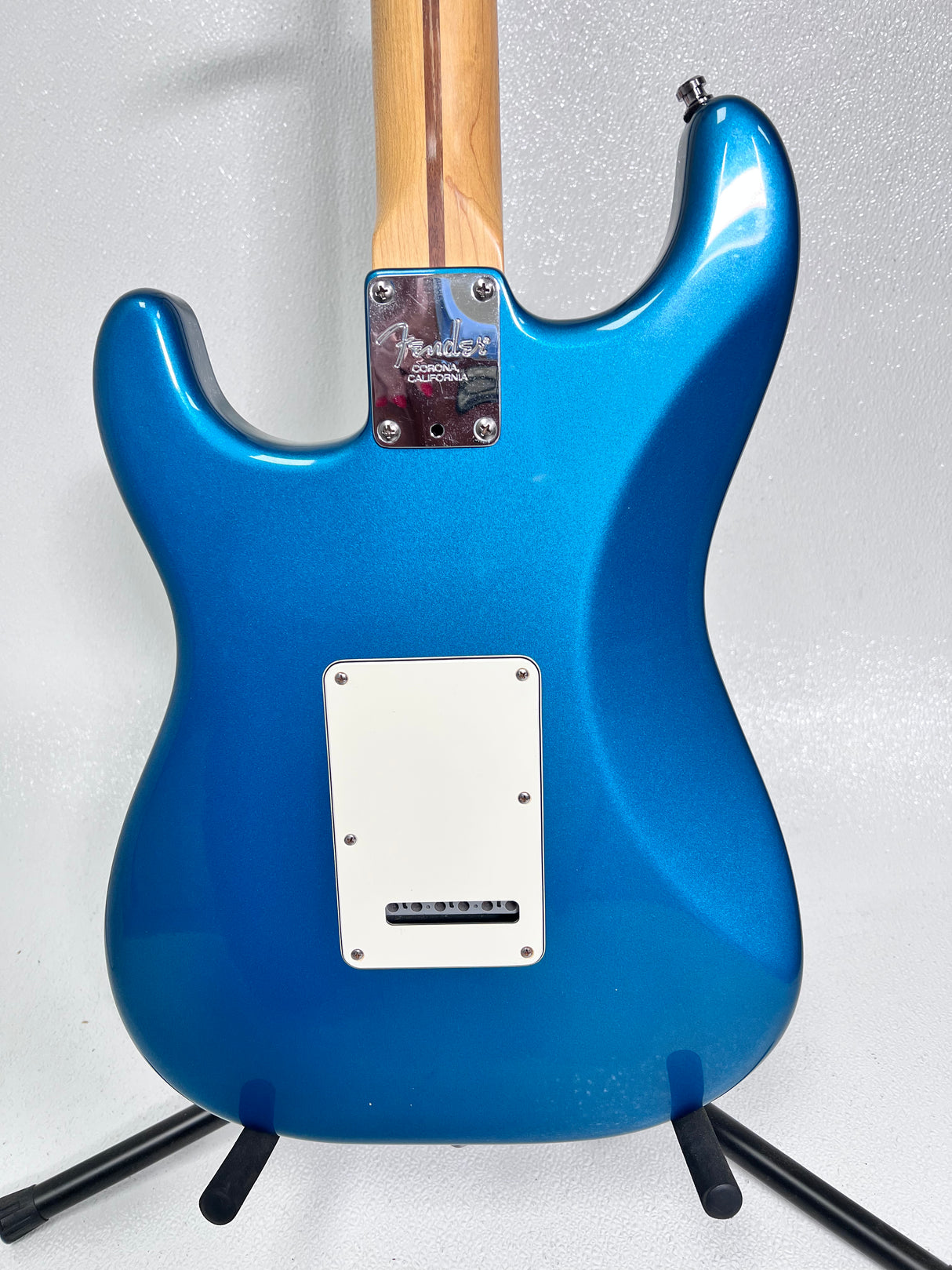 Used Fender 2000 Standard Stratocaster USA LPB