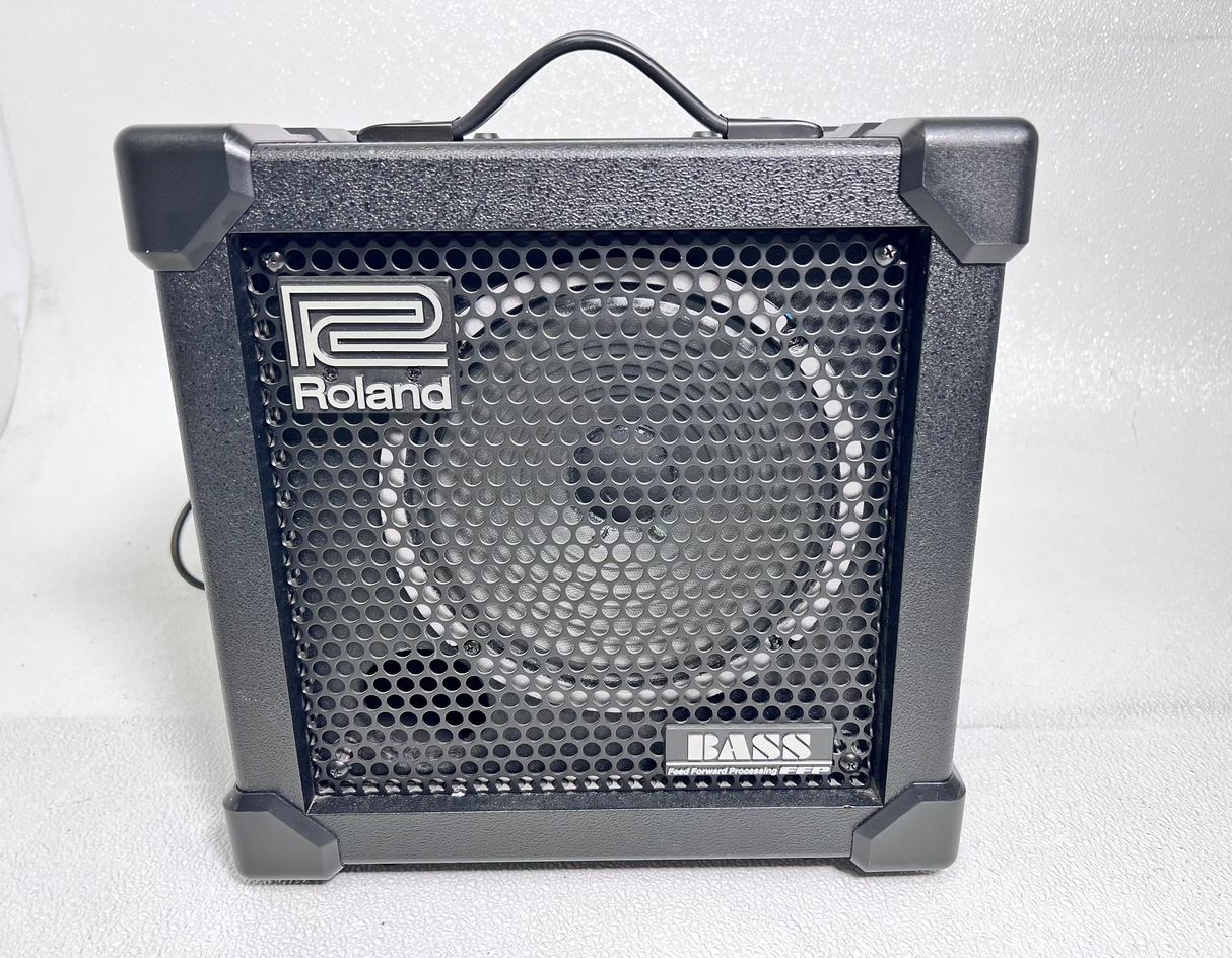 Used Roland Cube 20xL Bass Amp