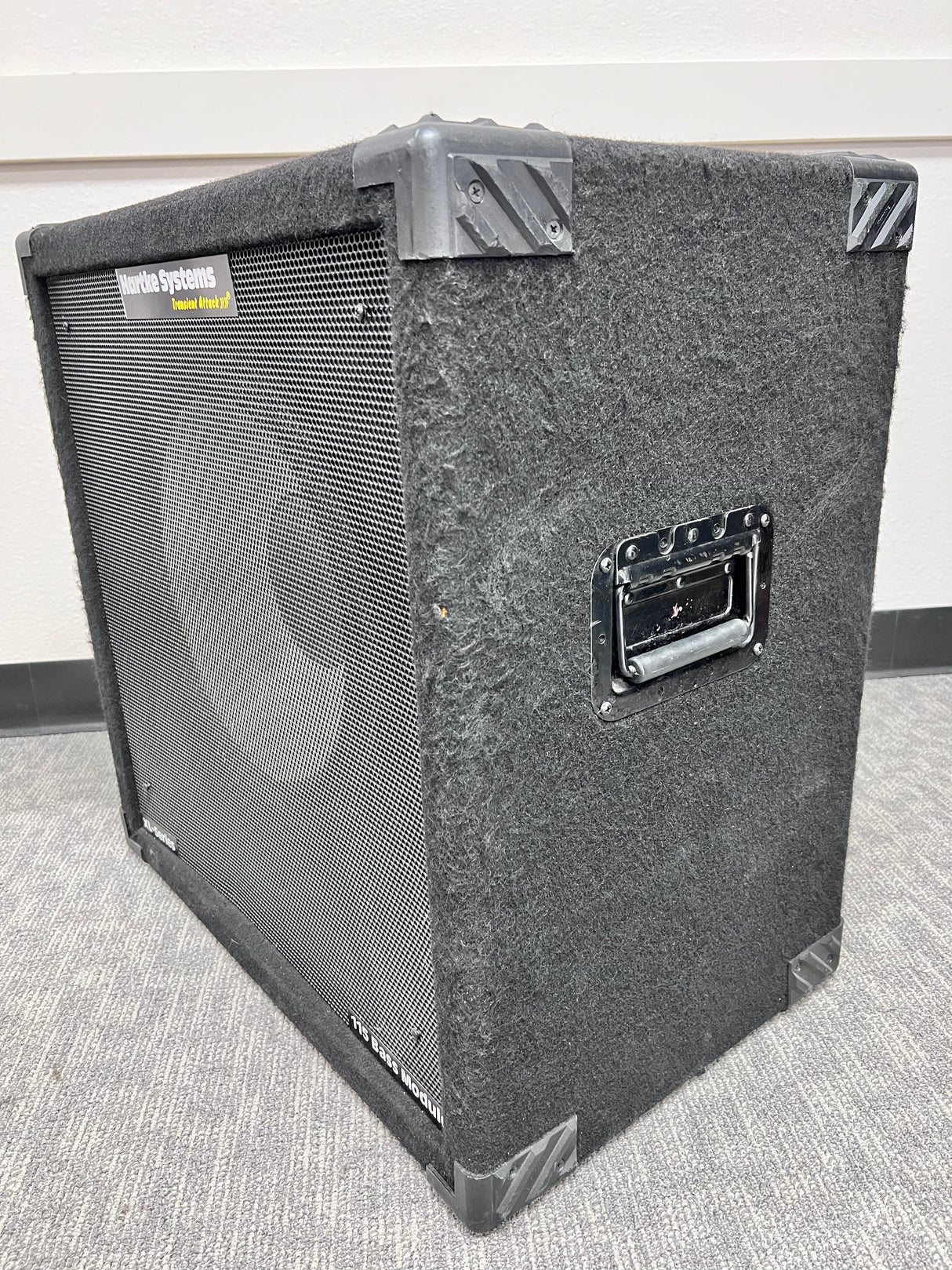 Used Hartke Transient Attack XL-Series 1x15 Bass Cab