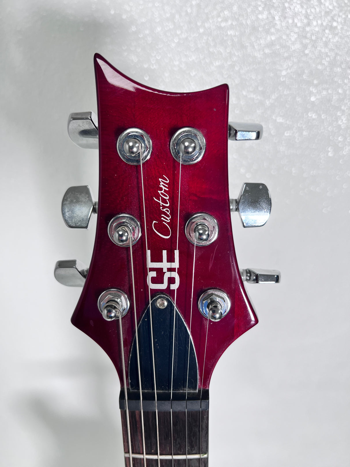 Used PRS SE Custom 24 - Ruby w/case & tremelo arm