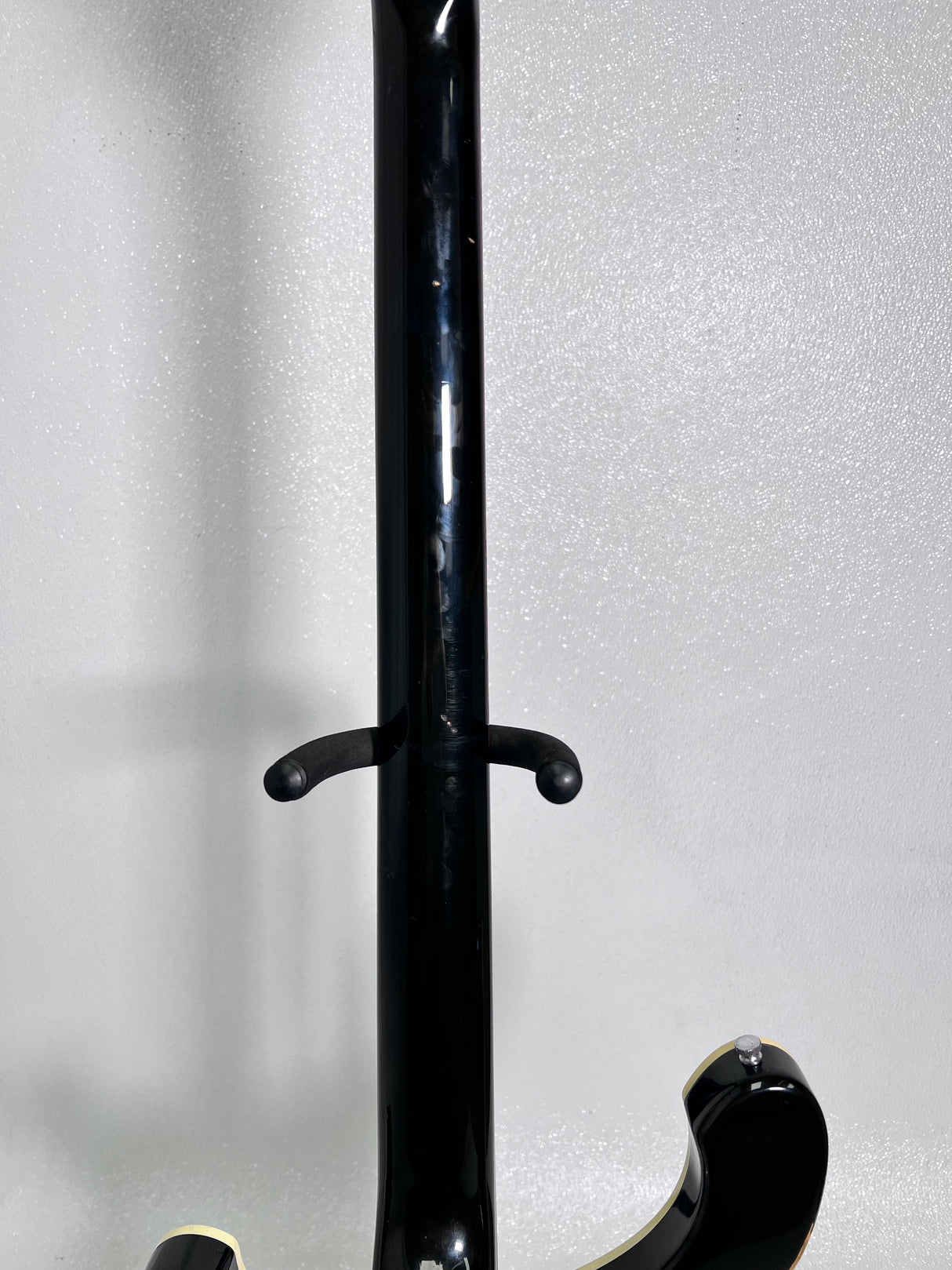 Used Rickenbecker 1976 4001 Model Bass Black w/ hard case