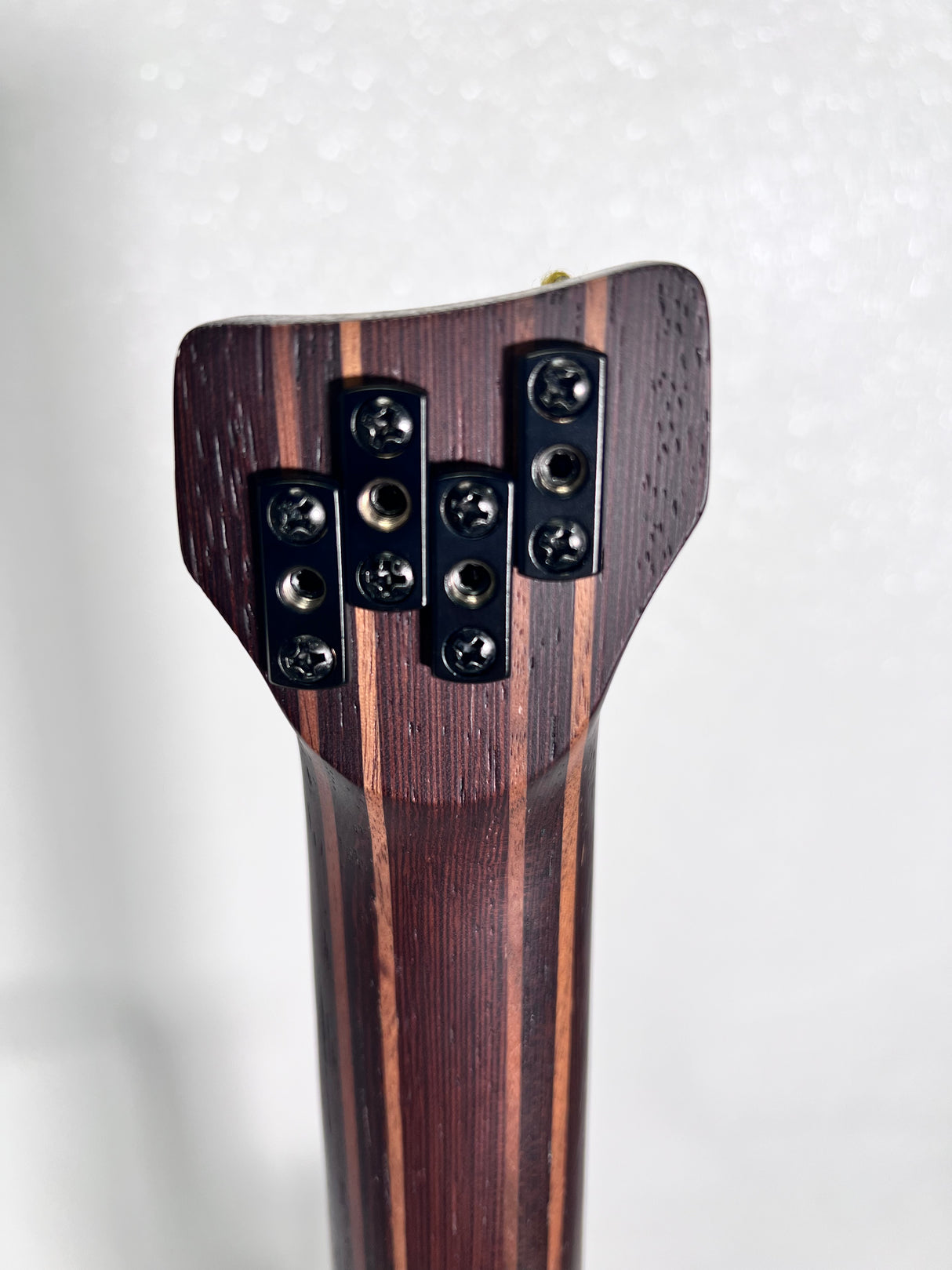 Used Ibanez EHB1500 Dragon Eye Burst