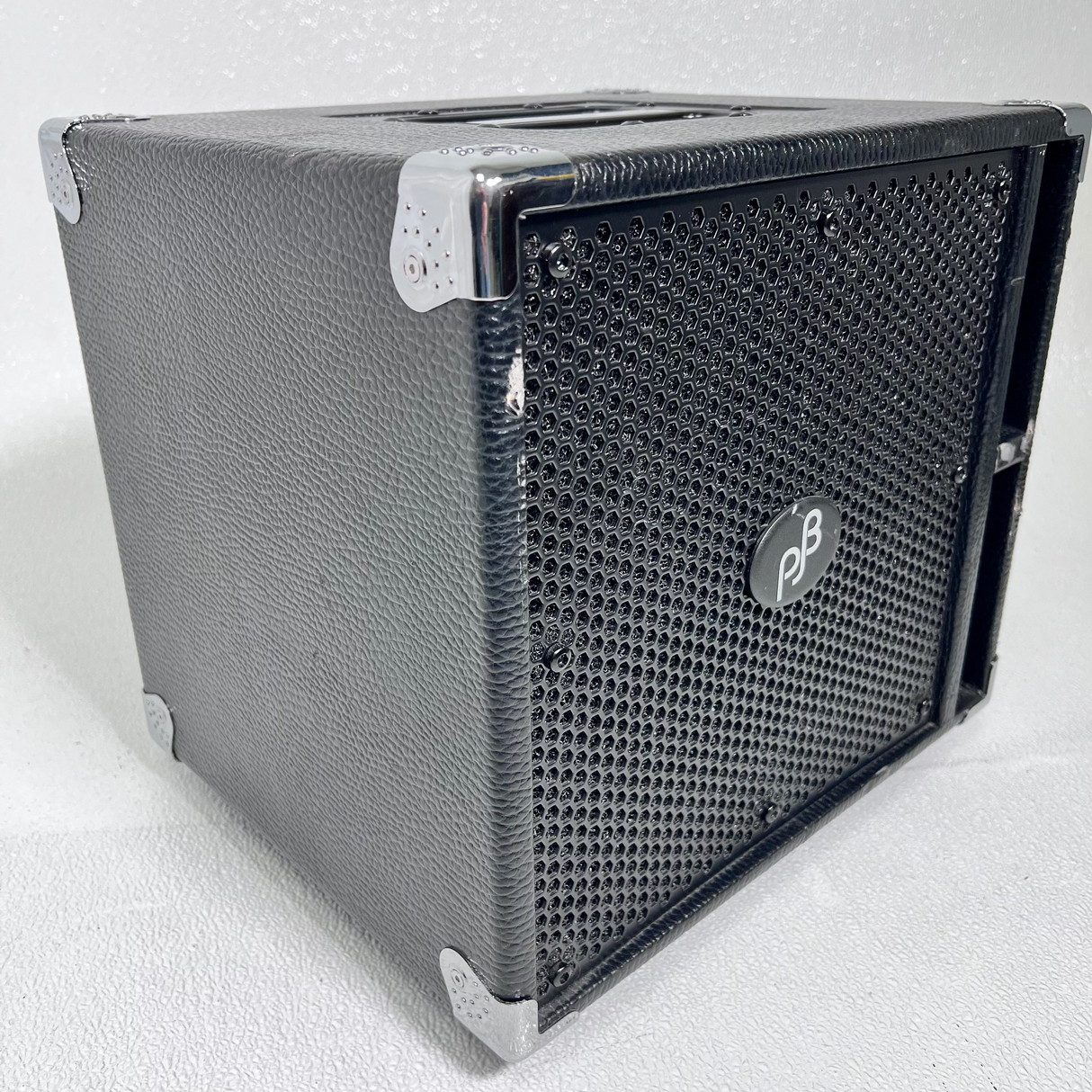 Used Phil Jones Compact 4 4x5 Bass Cabinet