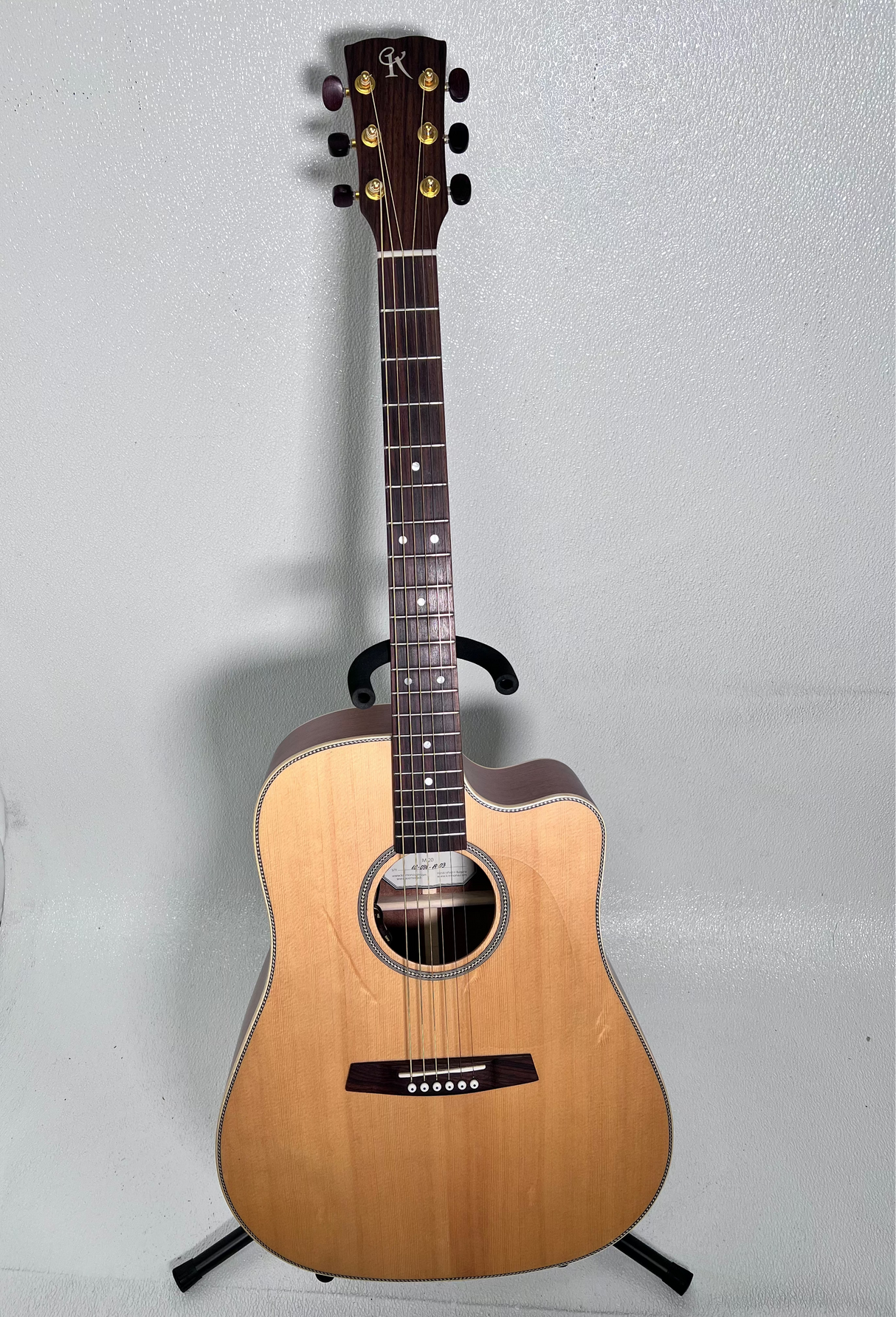 Used Kremona M-20 w/Case AC/EL