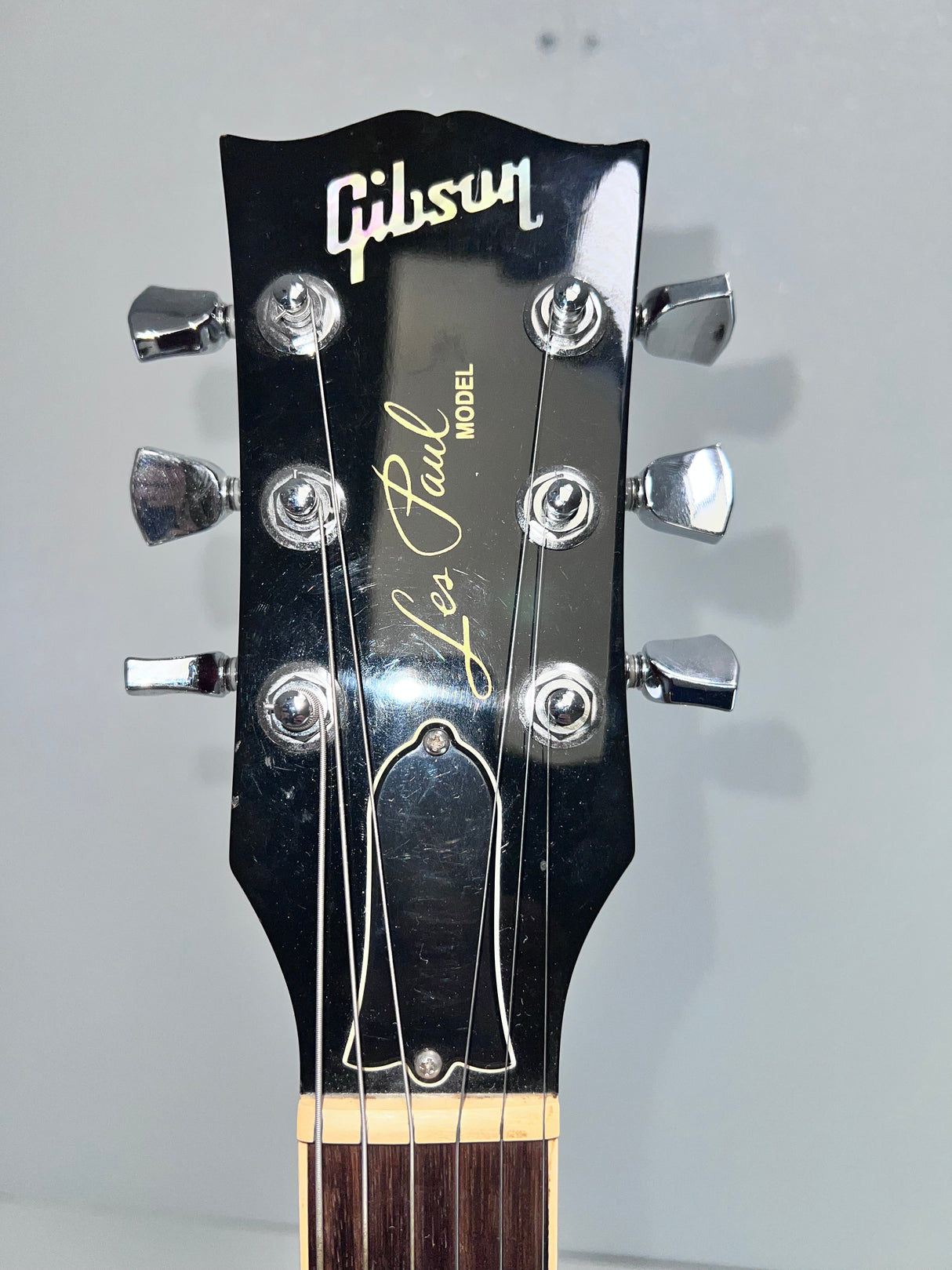 Used Gibson Les Paul Traditional Pro V w/Hard Case