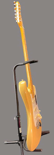 Used Fender 1957 American Vintage II Stratocaster Electric Guitar - Blonde