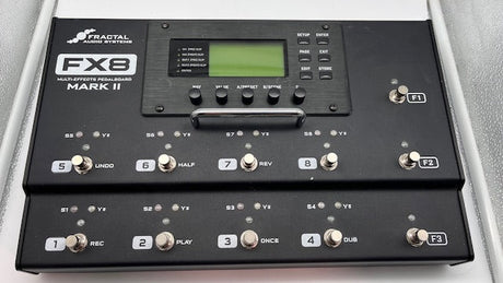 Fractal FX8 MKII Multi Effects Pedalboard