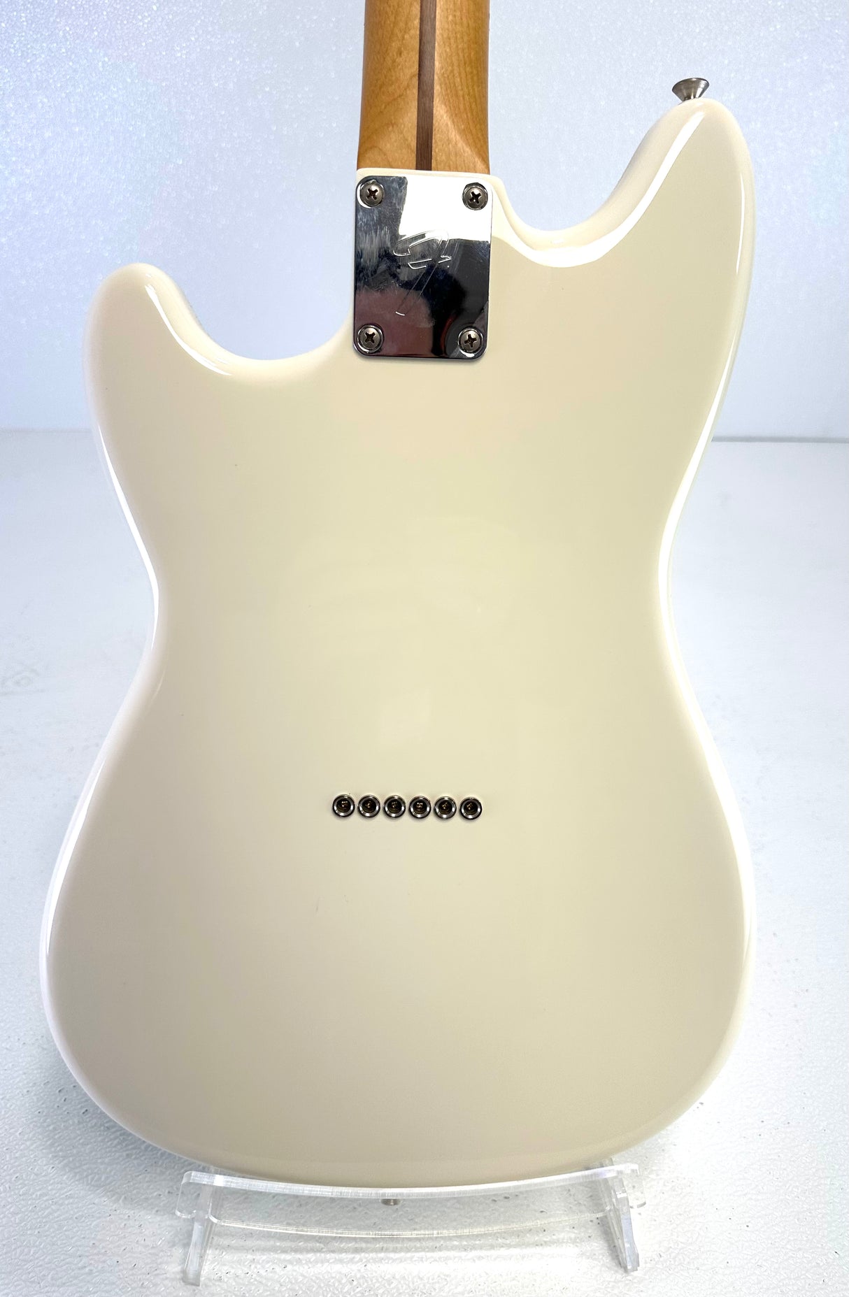 Used Fender Duo Sonic Electric Guitar MN AWT 2019 W/Gig Bag -Cream