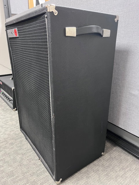 Used Univox 1051200 watt Bass- Head w/2 2X12 Cabinet