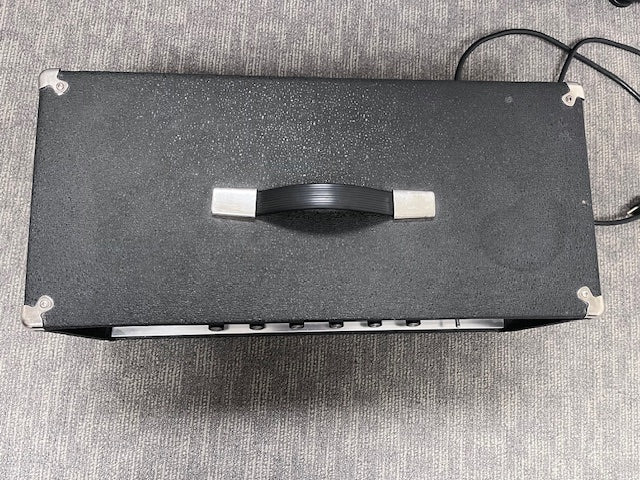 Used Univox 1051200 watt Bass- Head w/2 2X12 Cabinet