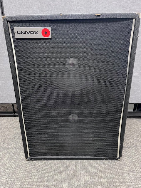 Used Univox 1051200 watt Bass- Head w/2 2X12 Cabinet