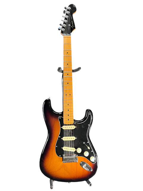 Used Fender American Ultra Luxe Strat 3 Tone Sunburst