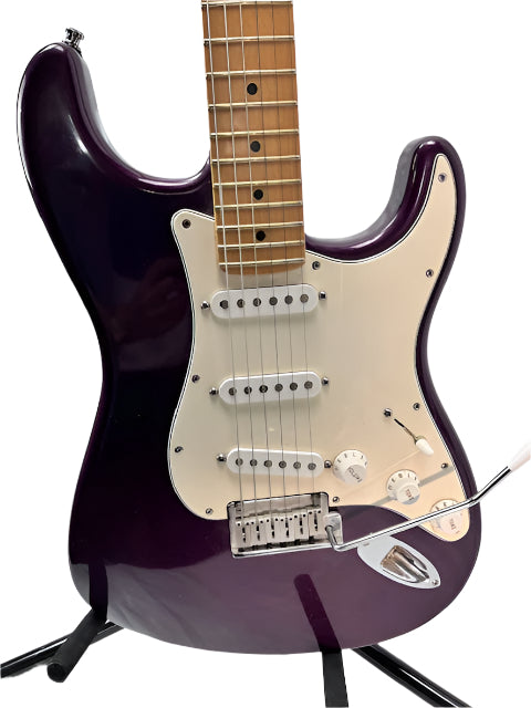 Used Fender 2001 AM Standard Stratocaster