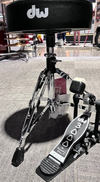 DW 3000 Pedal & Throne Accessory Package