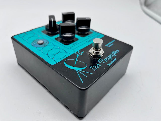 Used EarthQuaker Dirt Transmitter Fuzzdriver
