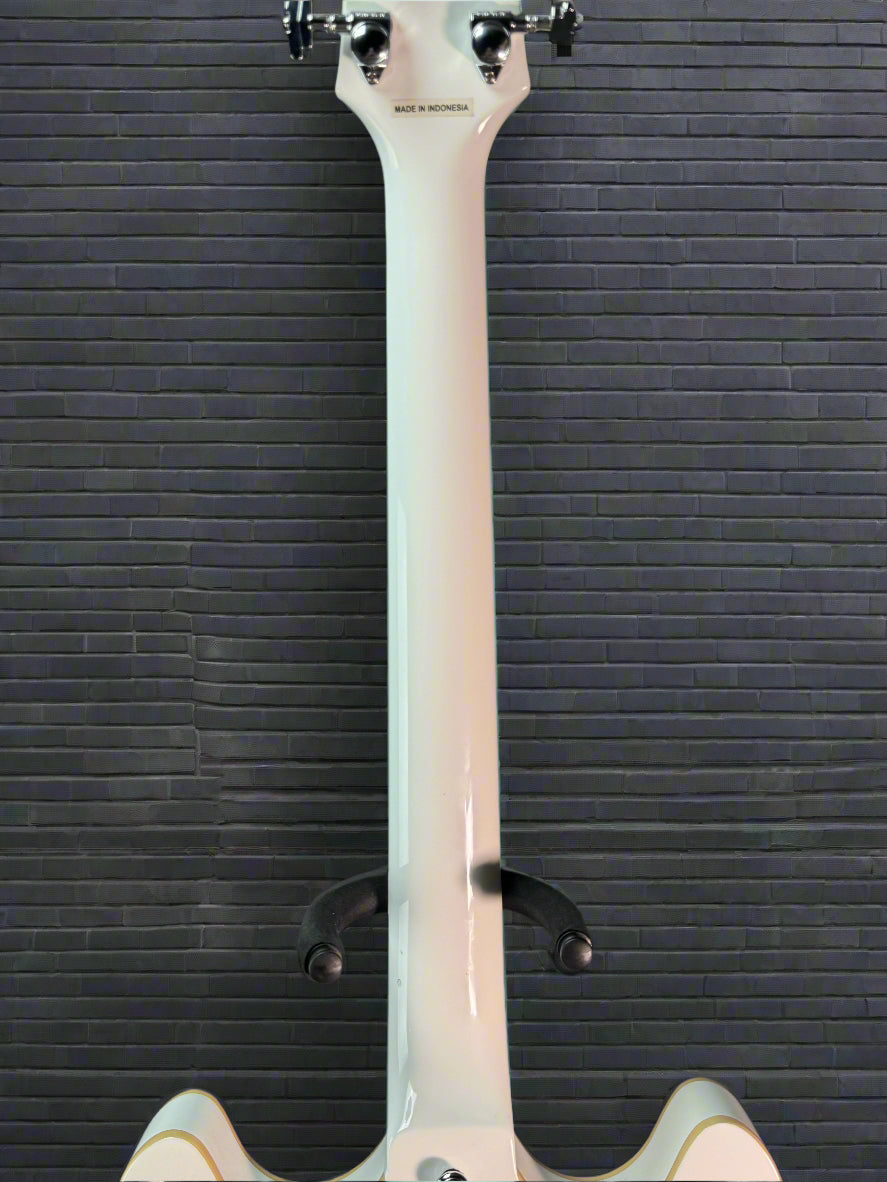 USED D'Angelico Premier Double Cut W/ Bigsby White (With Case)