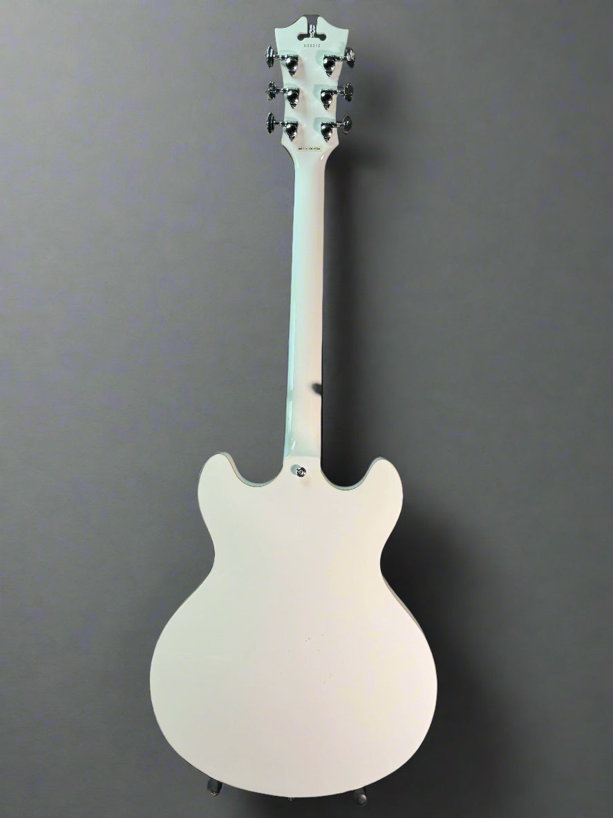 USED D'Angelico Premier Double Cut W/ Bigsby White (With Case)