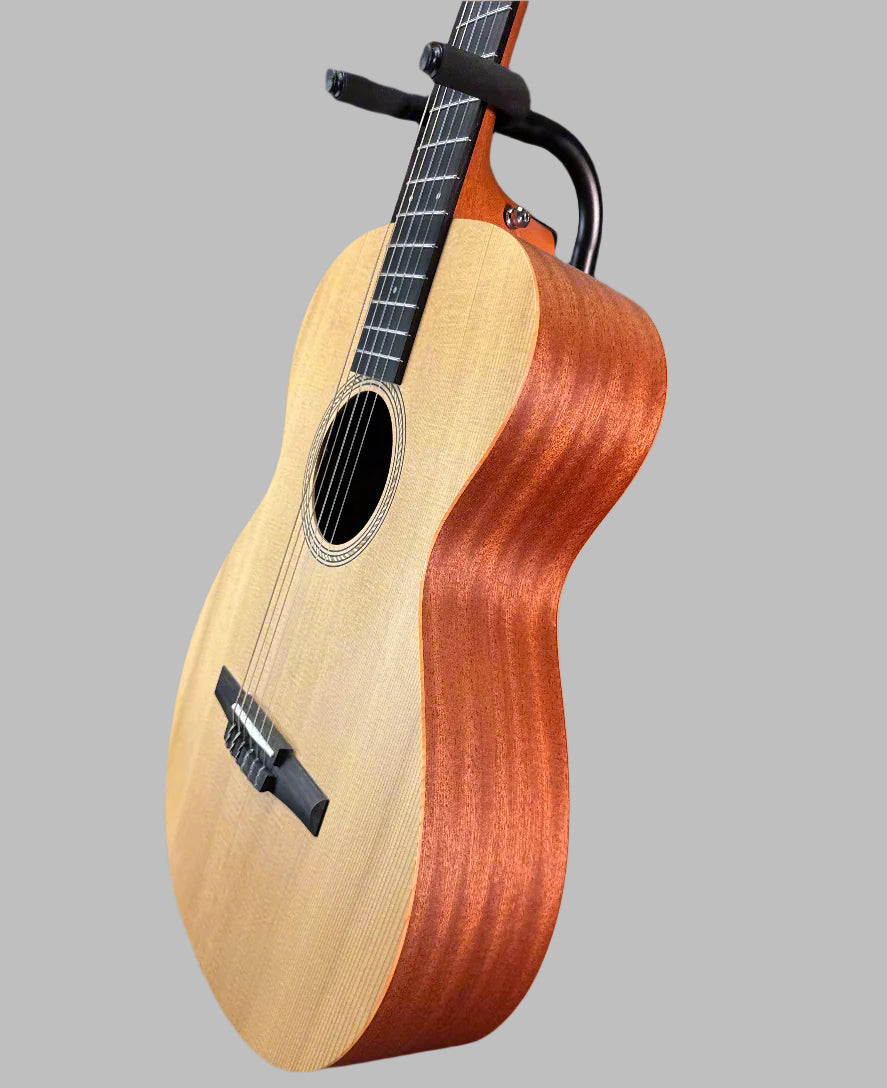 Used Taylor Academy 12e-N w/Gig Bag - Natural