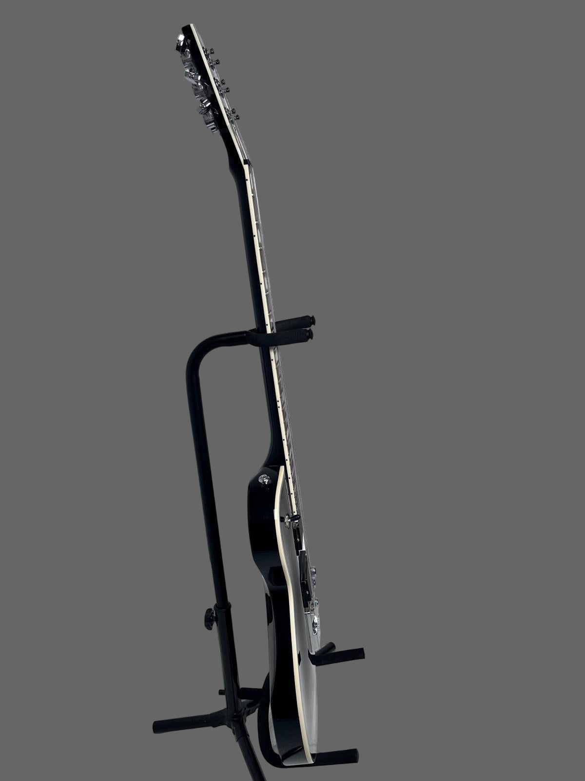 Used ESP LTD Deluxe w/evertune Bridge Black w Pearl Binding