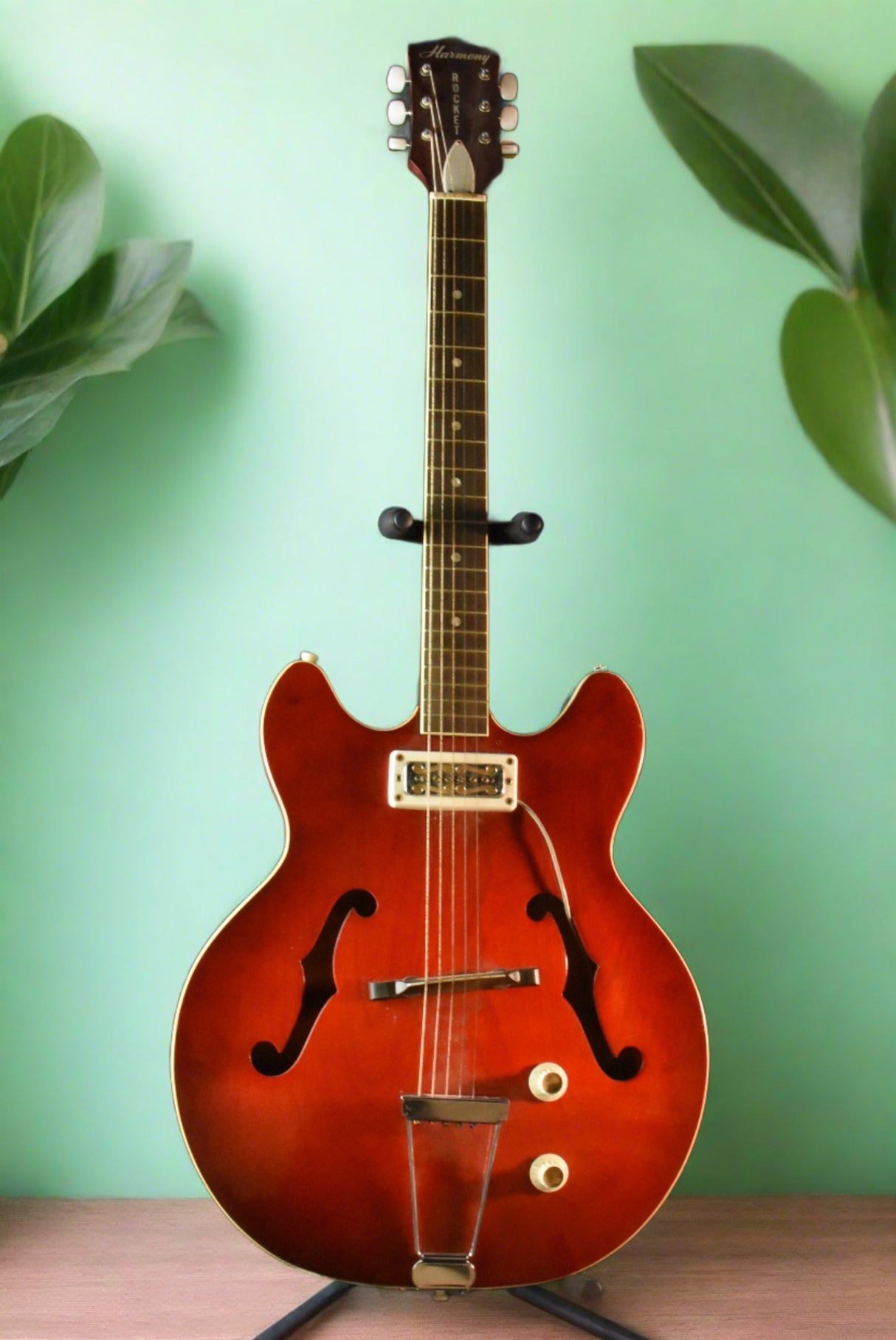 Used Harmony 1967 F-71 Rocket Hollowbody Electric Guitar - Red