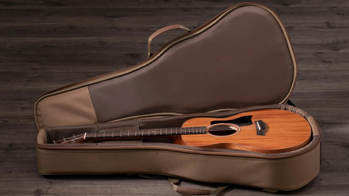 Taylor GS Mini-E Mahogany Spruce with Bag