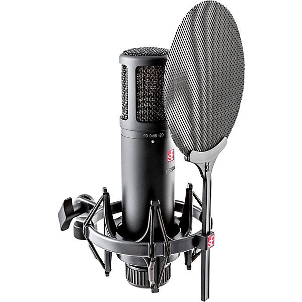 sE Electronics sE2200 Large Diaphragm Cardioid Condenser Microphone W/ Shockmount and Filter