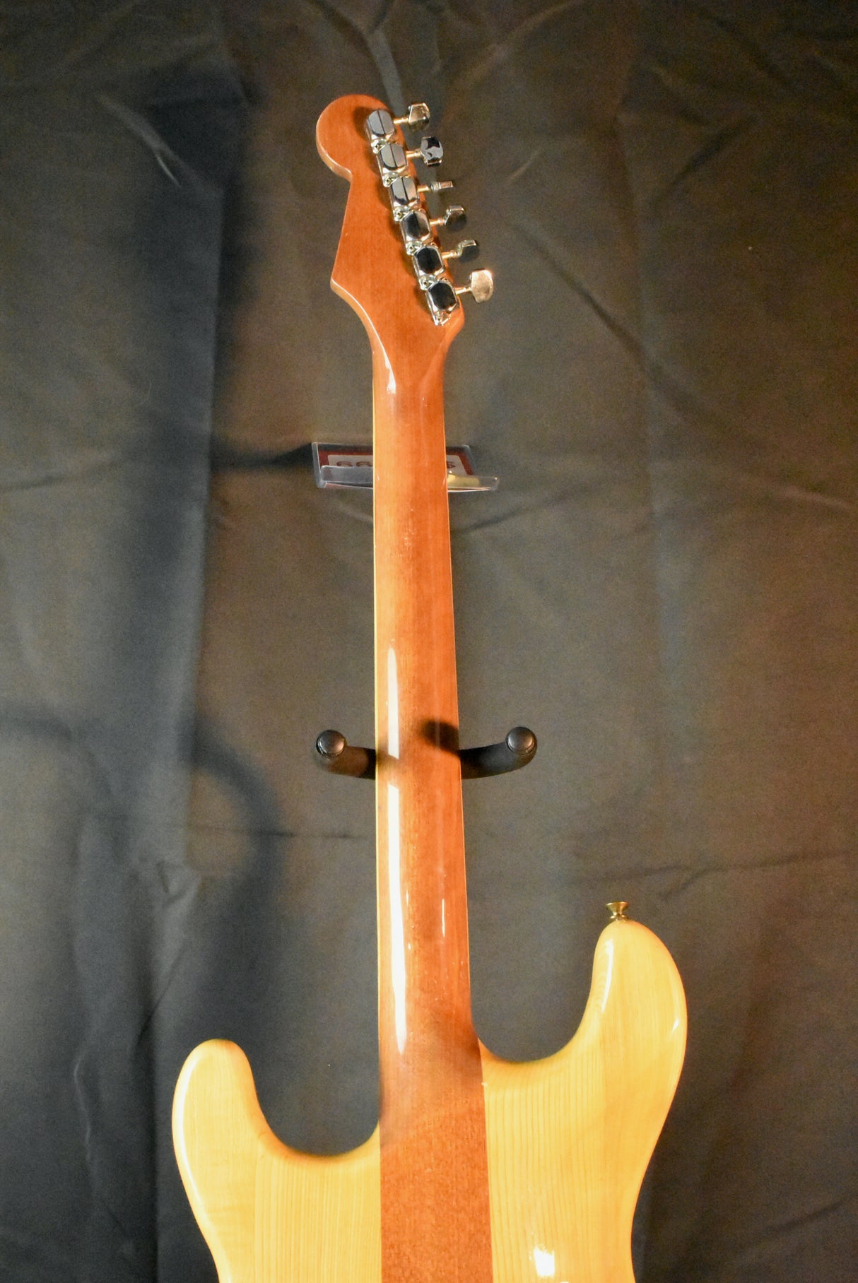 Used Austin Neck Through Double Cut Electric Guitar - Natural