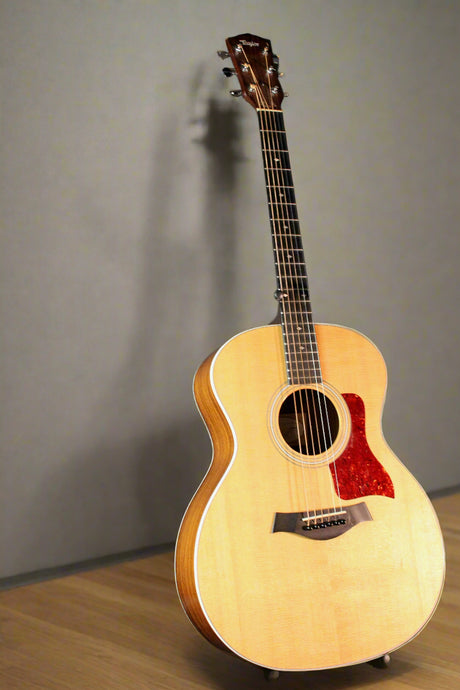 Used Taylor 214E Deluxe Natural