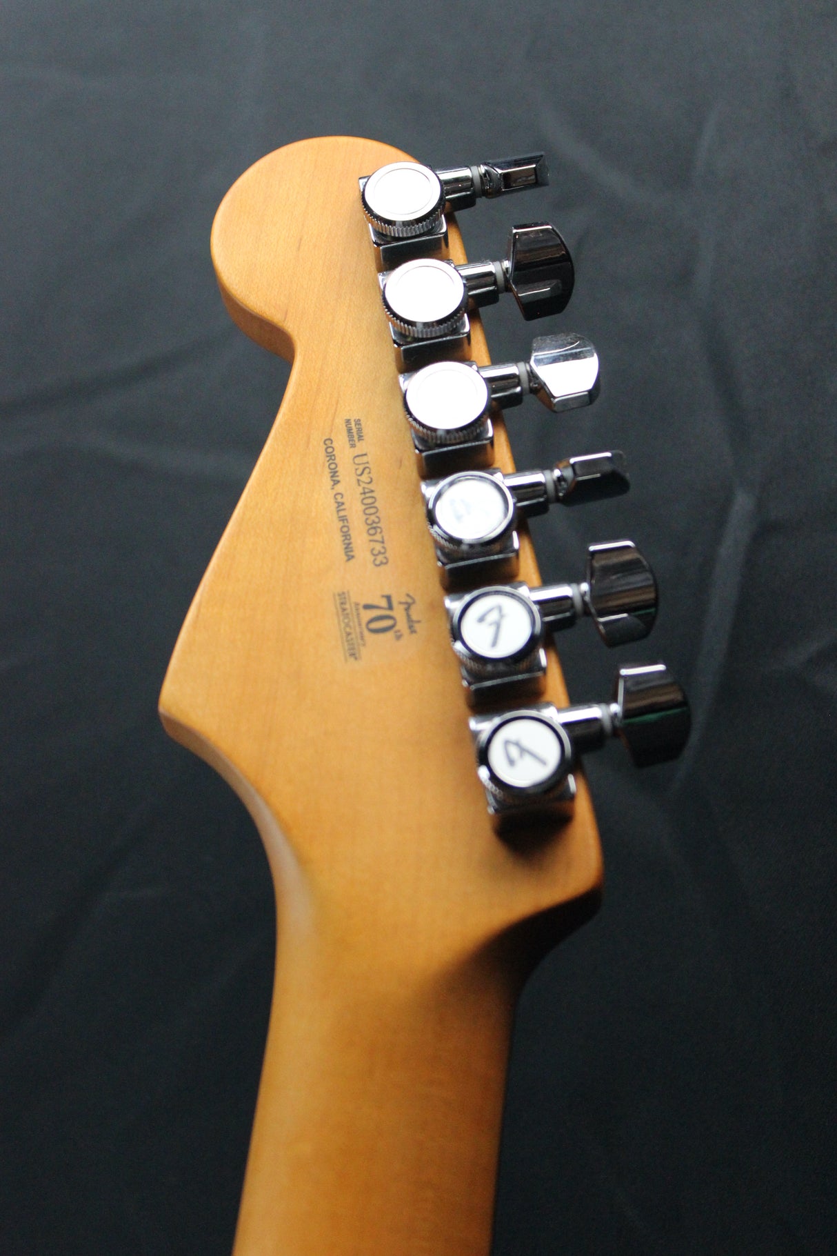 USED Fender American Ultra II Stratocaster HSS 3TSB (AVAIL022225)