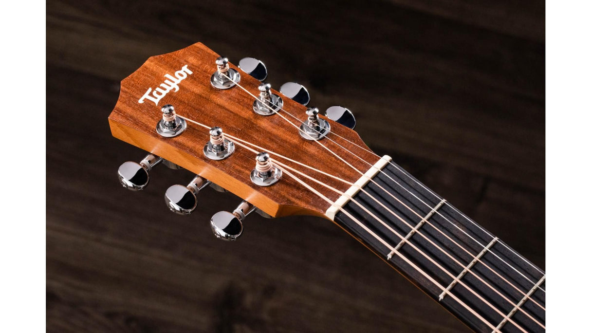 Taylor Taylor BT1e Baby Taylor 3/4 Size Acoustic