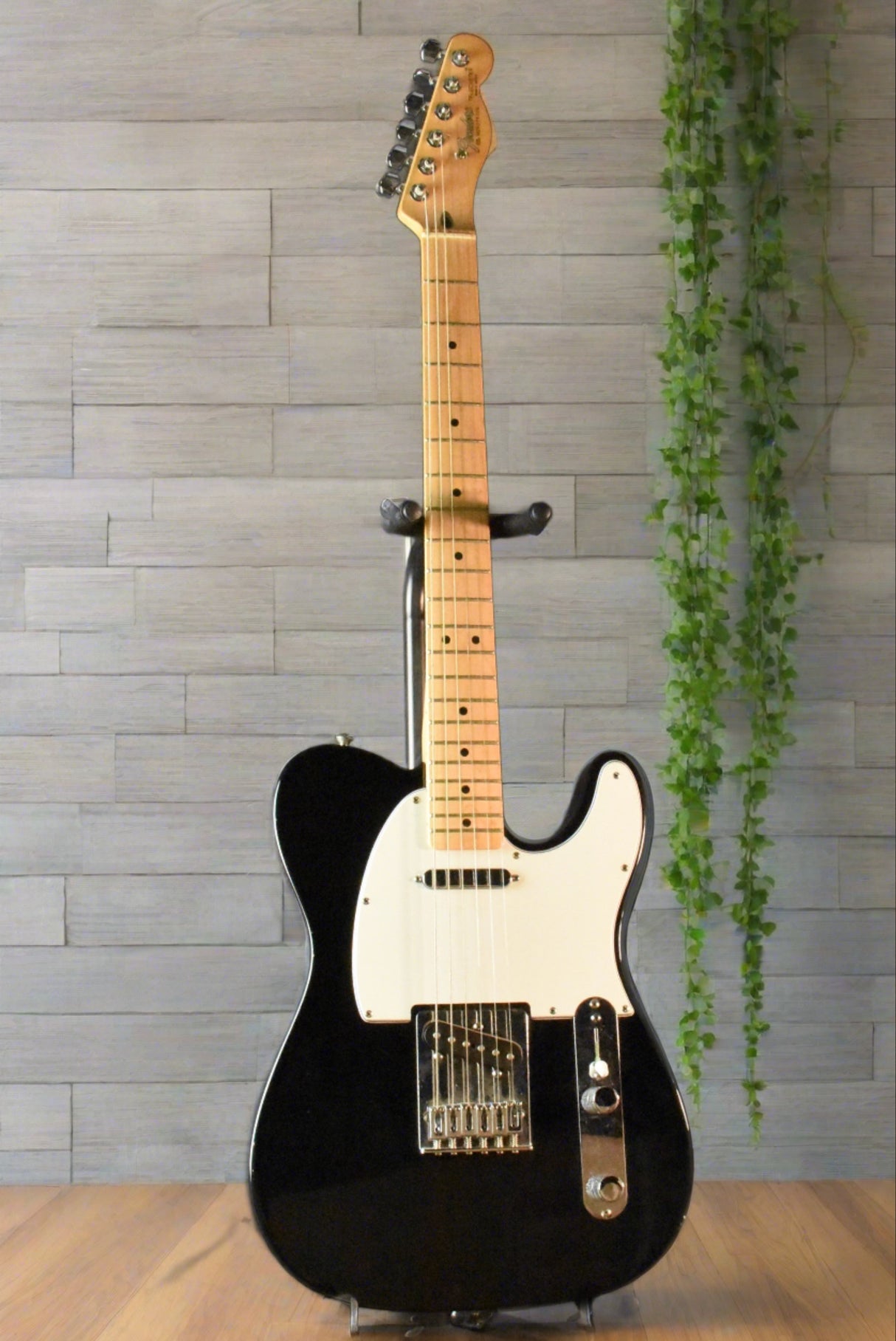 Used Fender 2007 Telecaster Electric Guitar MIM - Black