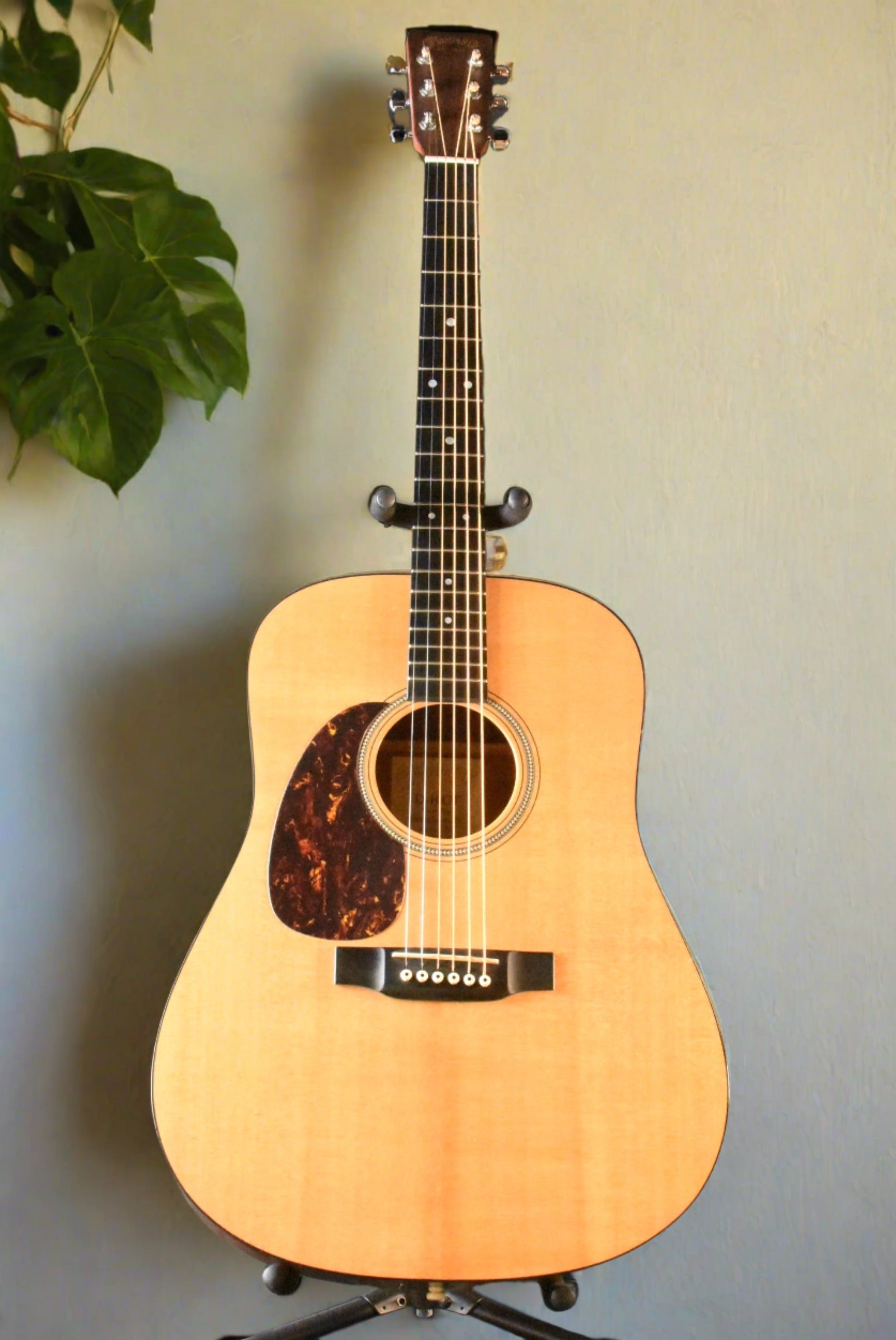 Used Martin D-16GT Left Handed in Natural Finish