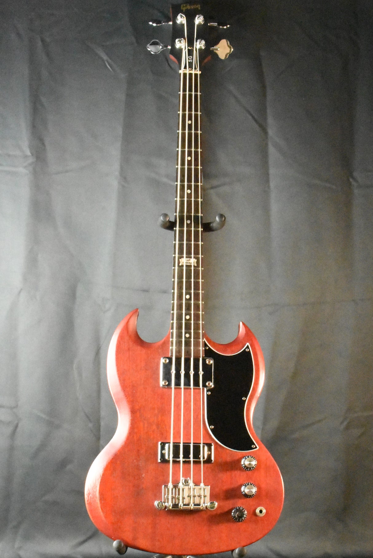 Used Gibson 2014 SG Bass - Cherry Satin