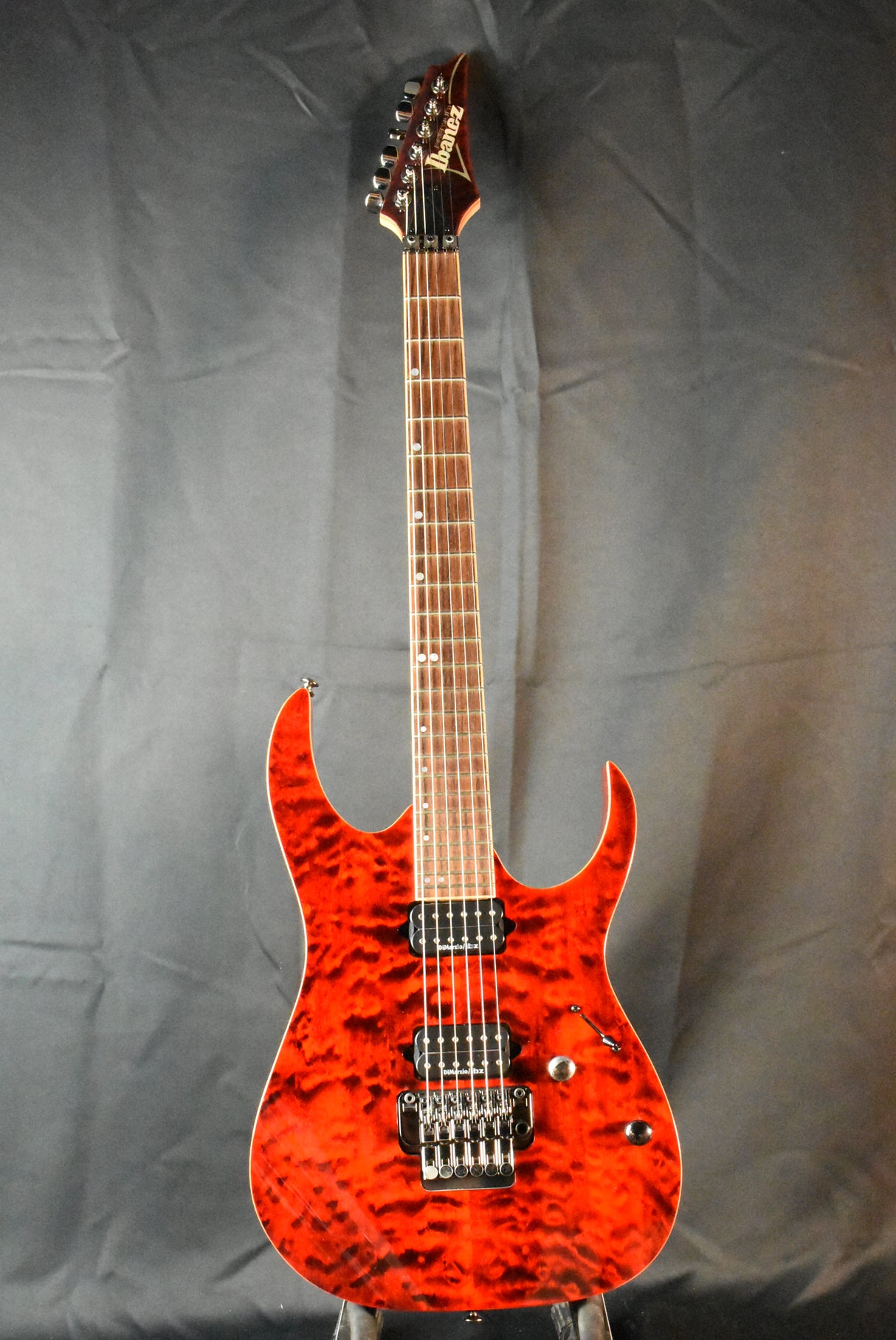 Used Ibanez RG G200 M2 Electric Guitar - Red Quilt