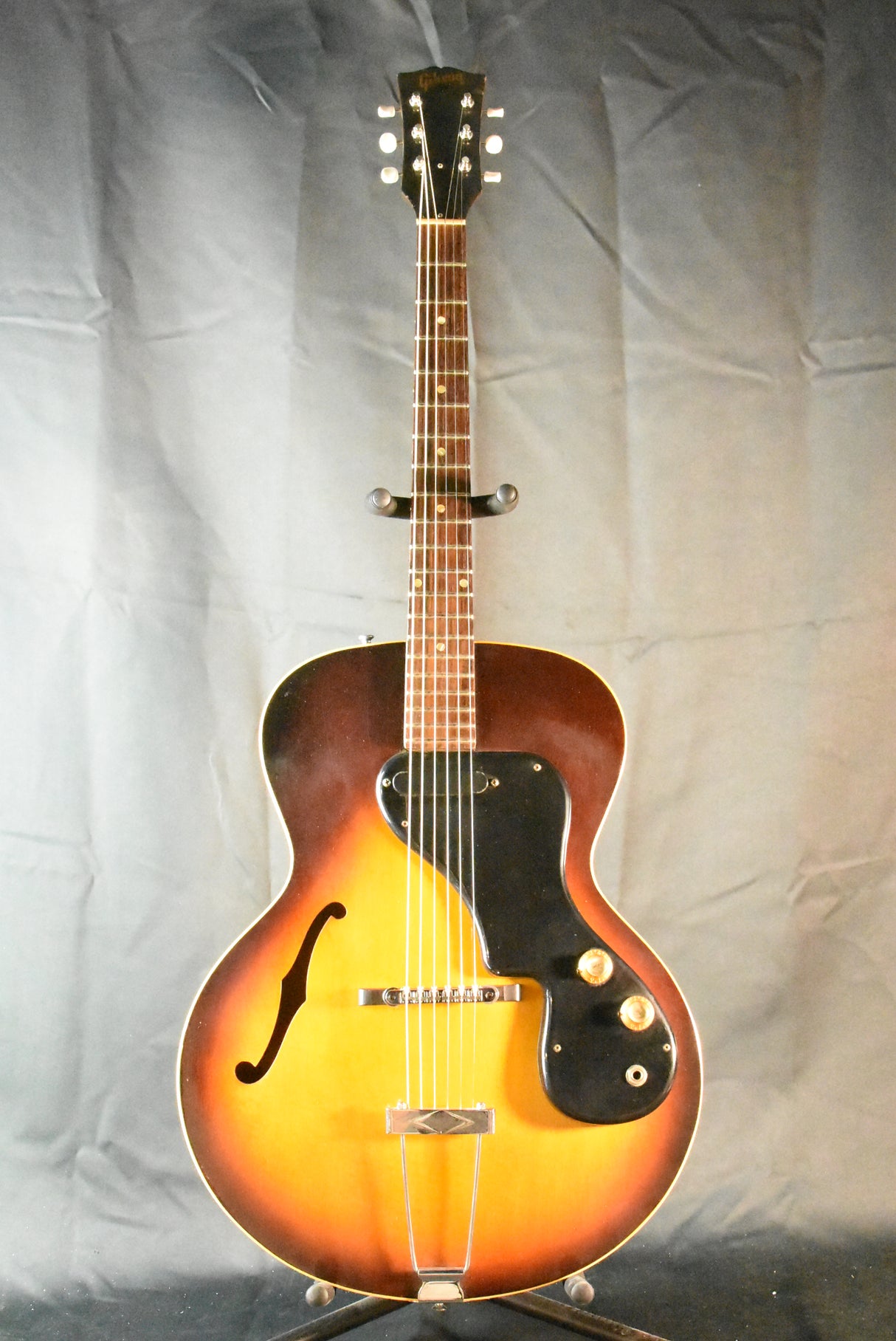 Used 1965 Gibson ES120T - Tobacco Sunburst