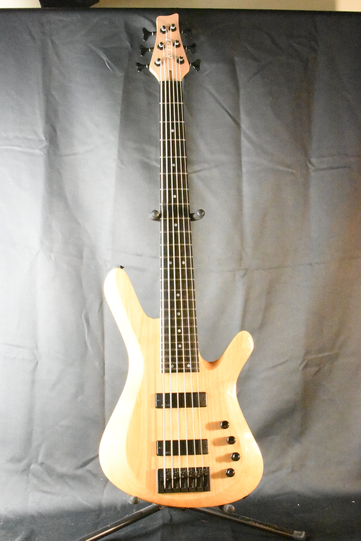 Used Kiesel V69K 6-String Electric Bass - Natural