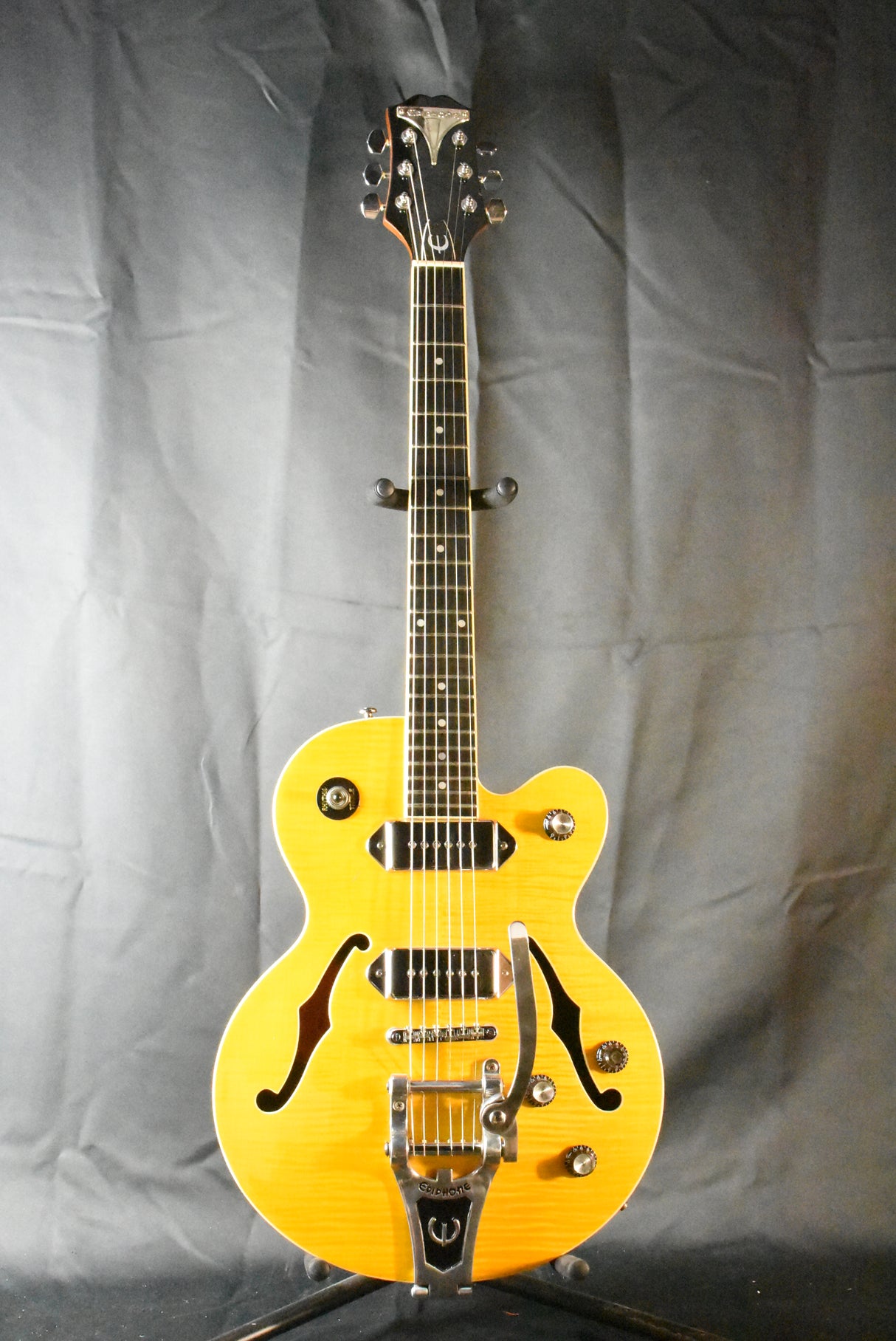 Used Epiphone Wildkat Hollowbody Guitar - Yellow