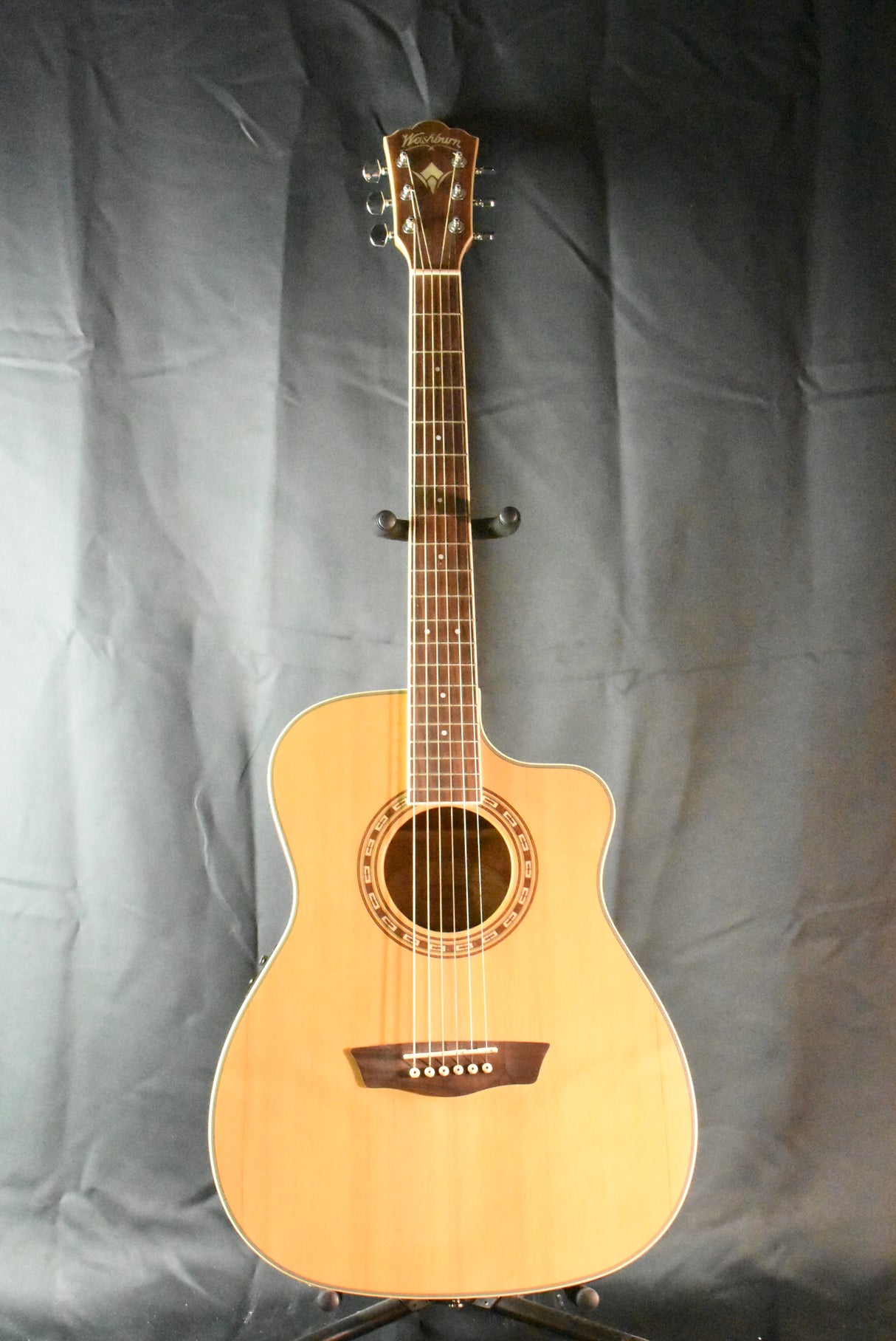 Used Washburn WF10SCE Acoustic-Electric Guitar - Natural