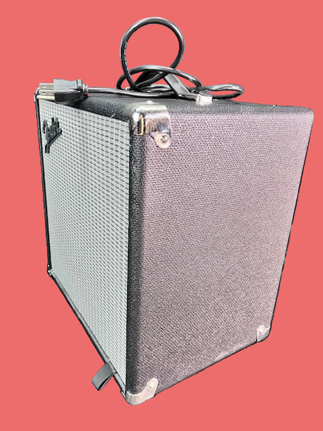 Used Fender Rumble 25 V3 Combo