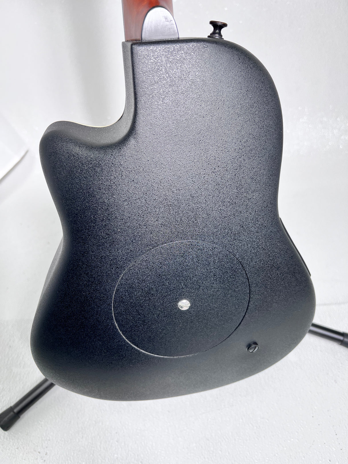 Used Ovation Applause MAE148 AC/EL Mandolin W/Case