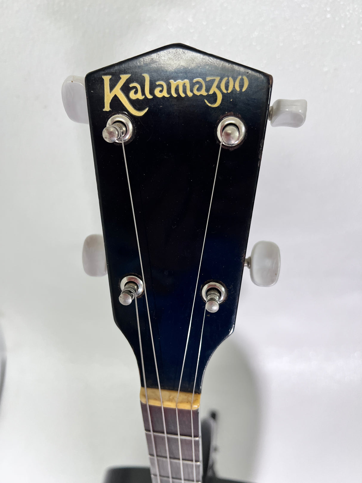 Used Gibson-Kalamazoo KTG-21 Tenor Guitar W/ Original Case
