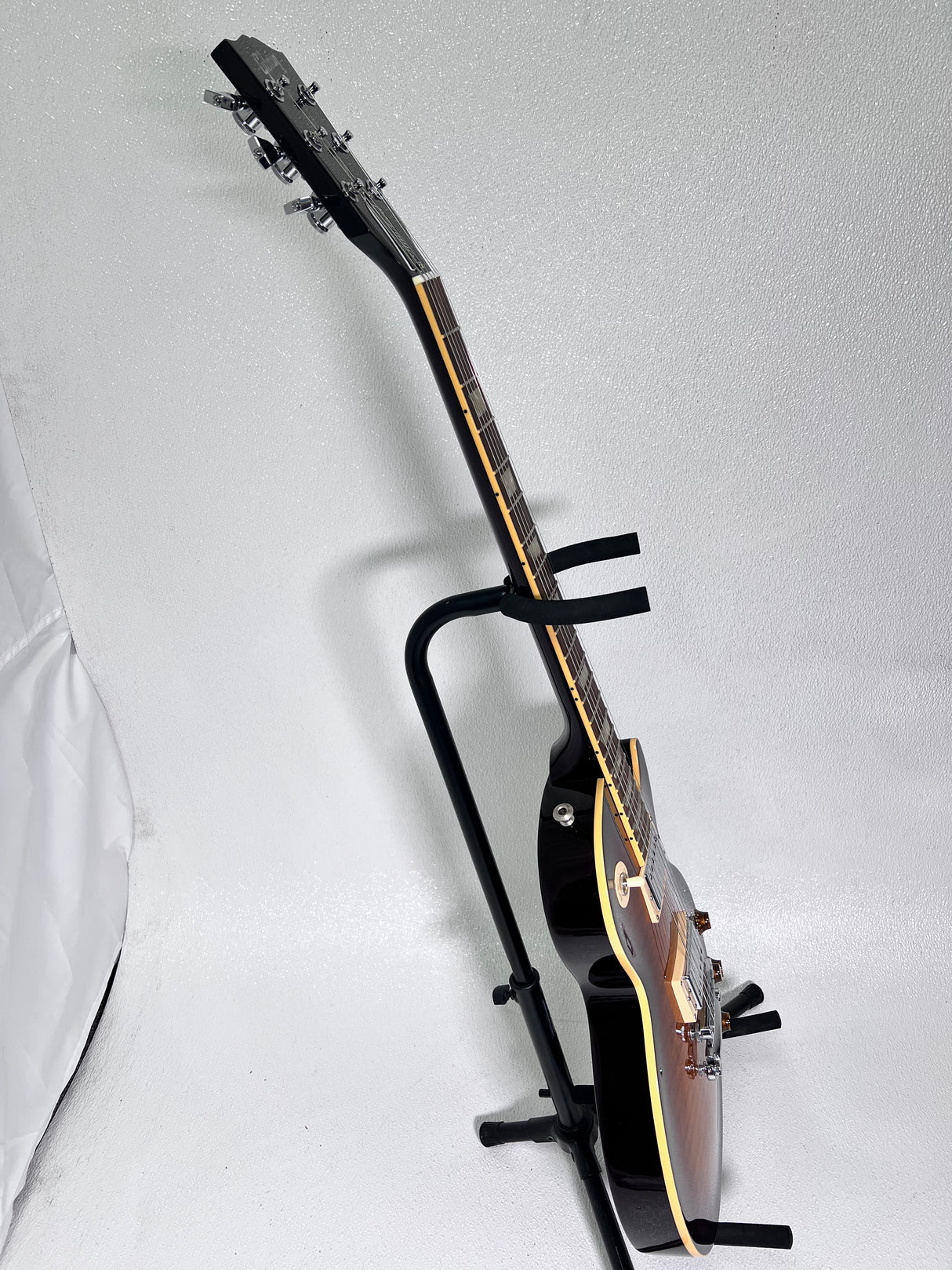 Used  Gibson Les Paul Std Honey Burst W/ Case