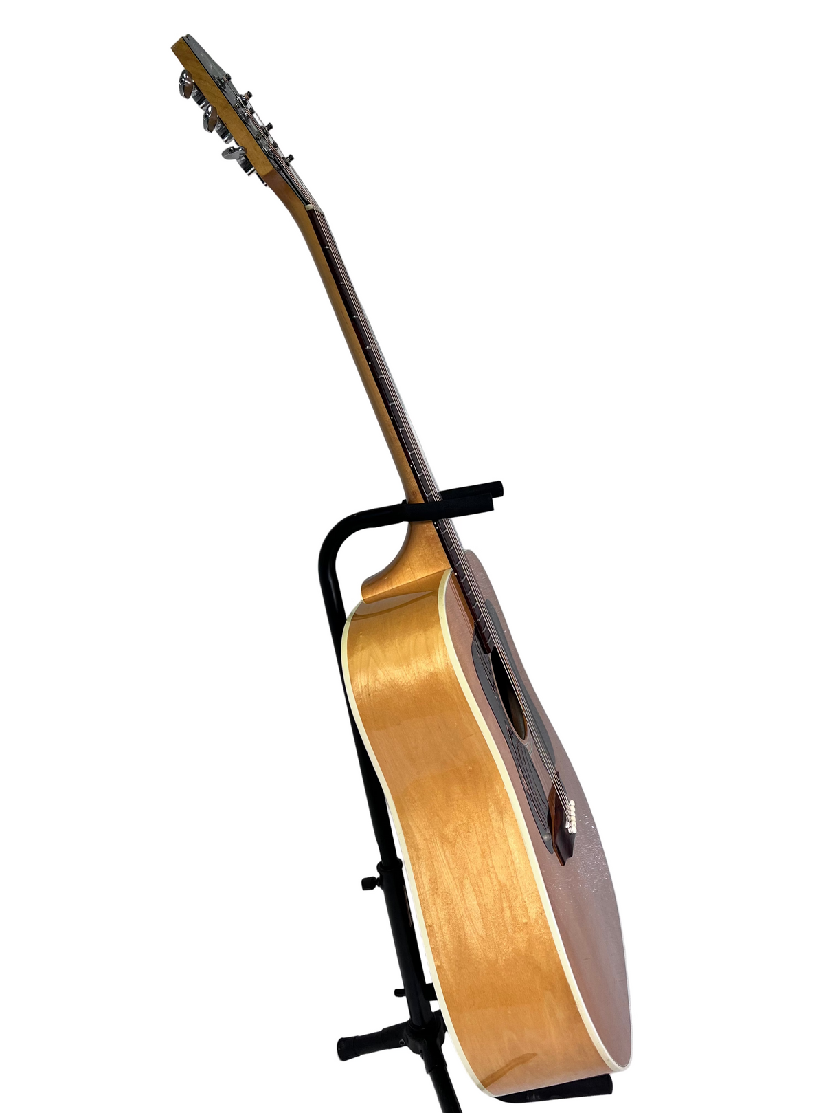 Used Guild G37 B14 Acoustic W/Case