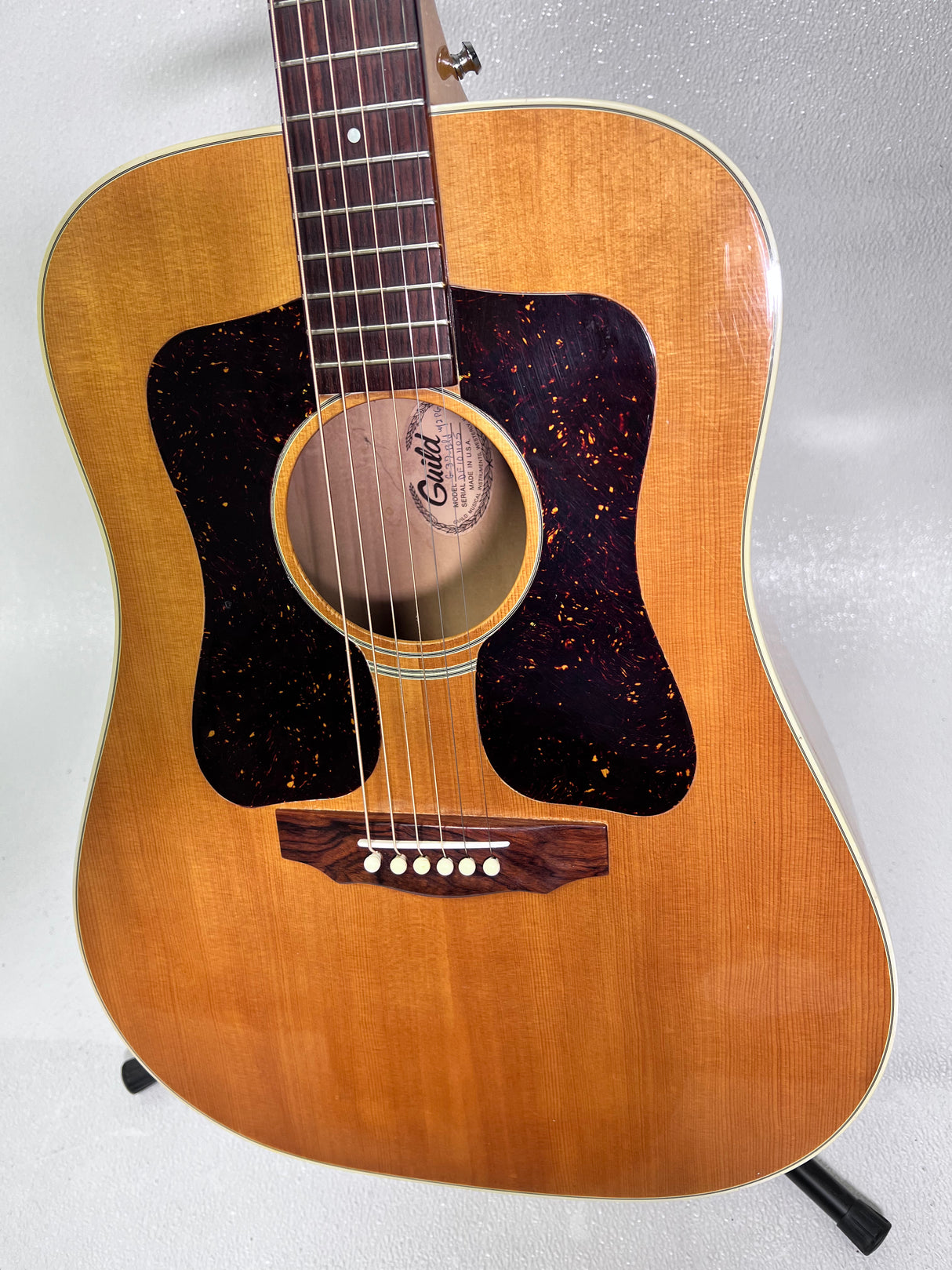 Used Guild G37 B14 Acoustic W/Case